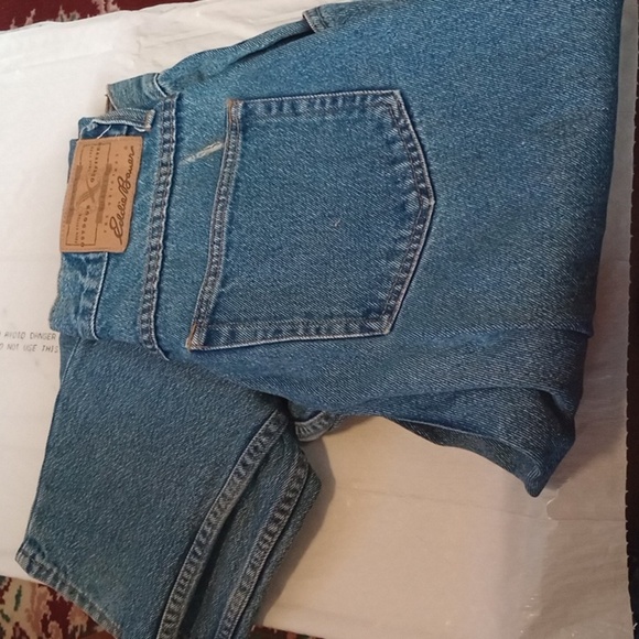Eddie Bauer size 12 women's jeans relaxed fit - Picture 1 of 2